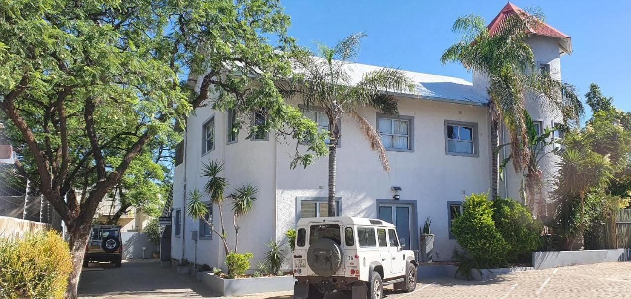 Vondelhof Guesthouse Windhoek Exterior photo