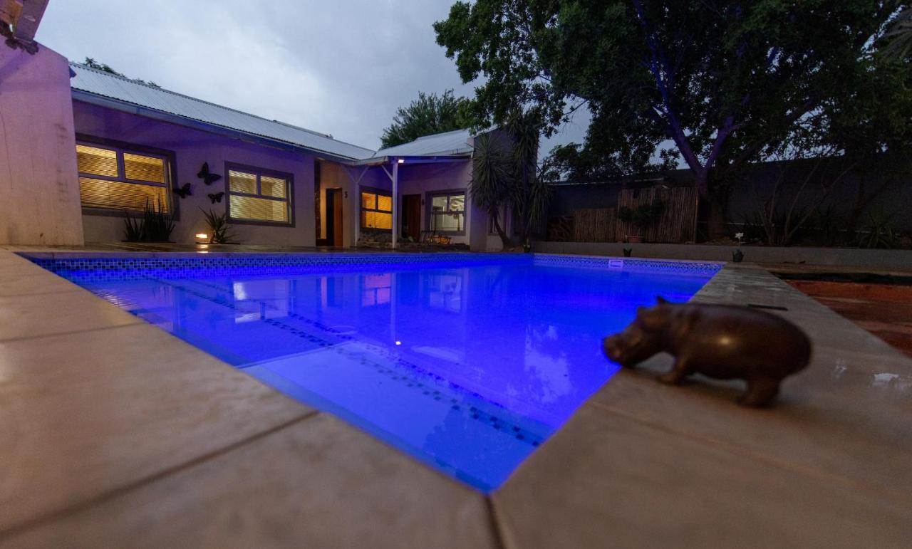 Vondelhof Guesthouse Windhoek Exterior photo